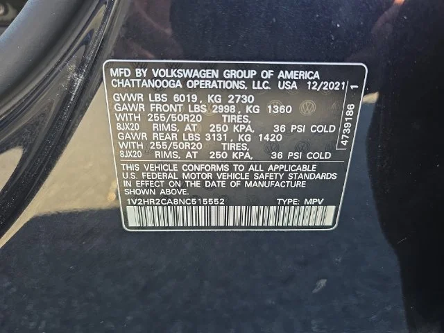 Used 2022 Black Volkswagen 3.6L V6 SE w/Technology image 36