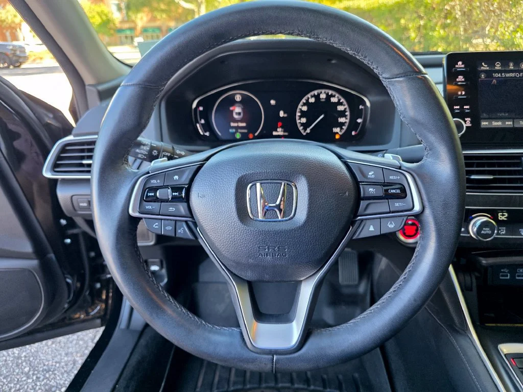 Used 2021 Black Honda Touring image 22