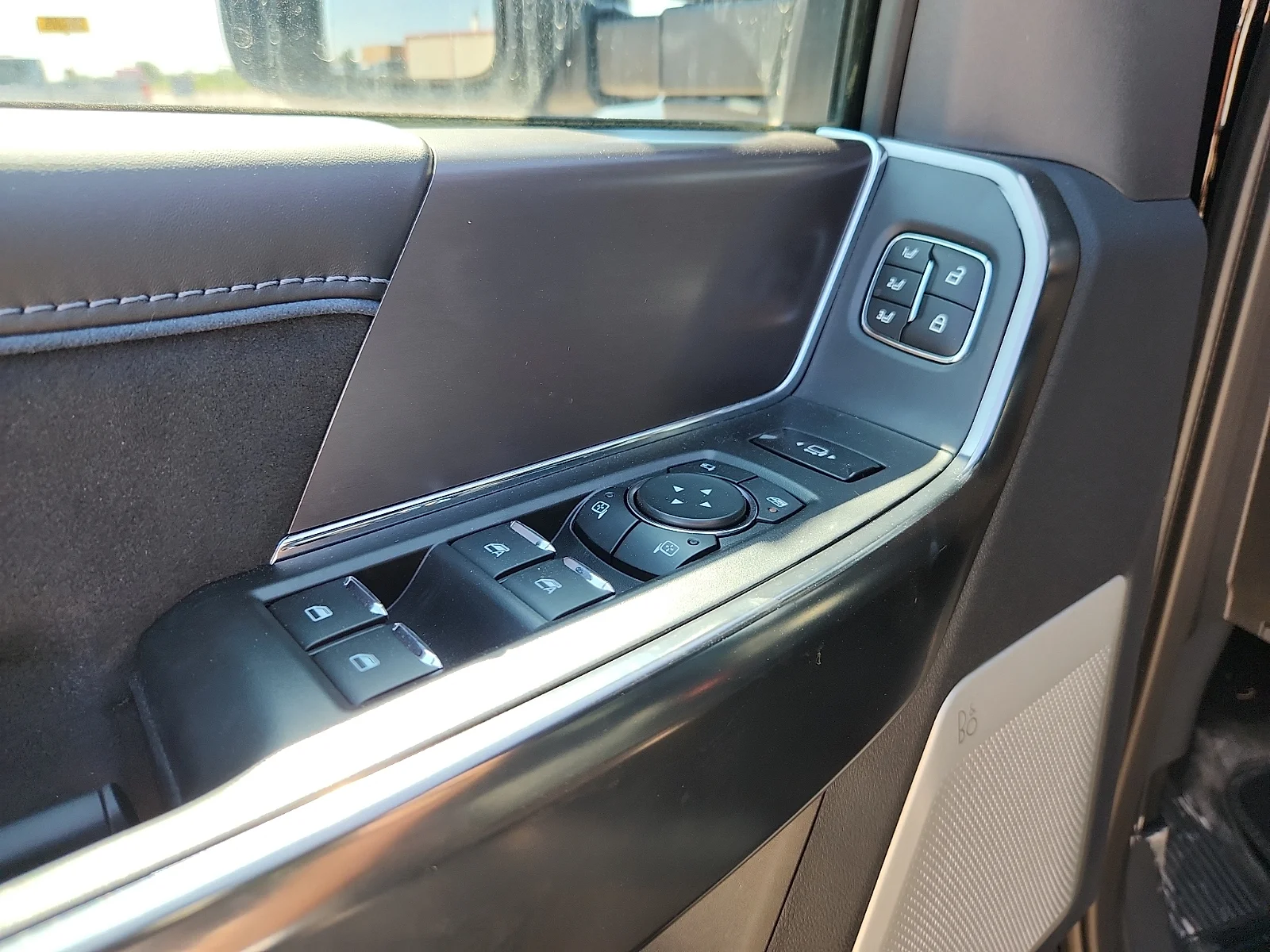 New 2026 Agate Black Metallic Ford Platinum image 15