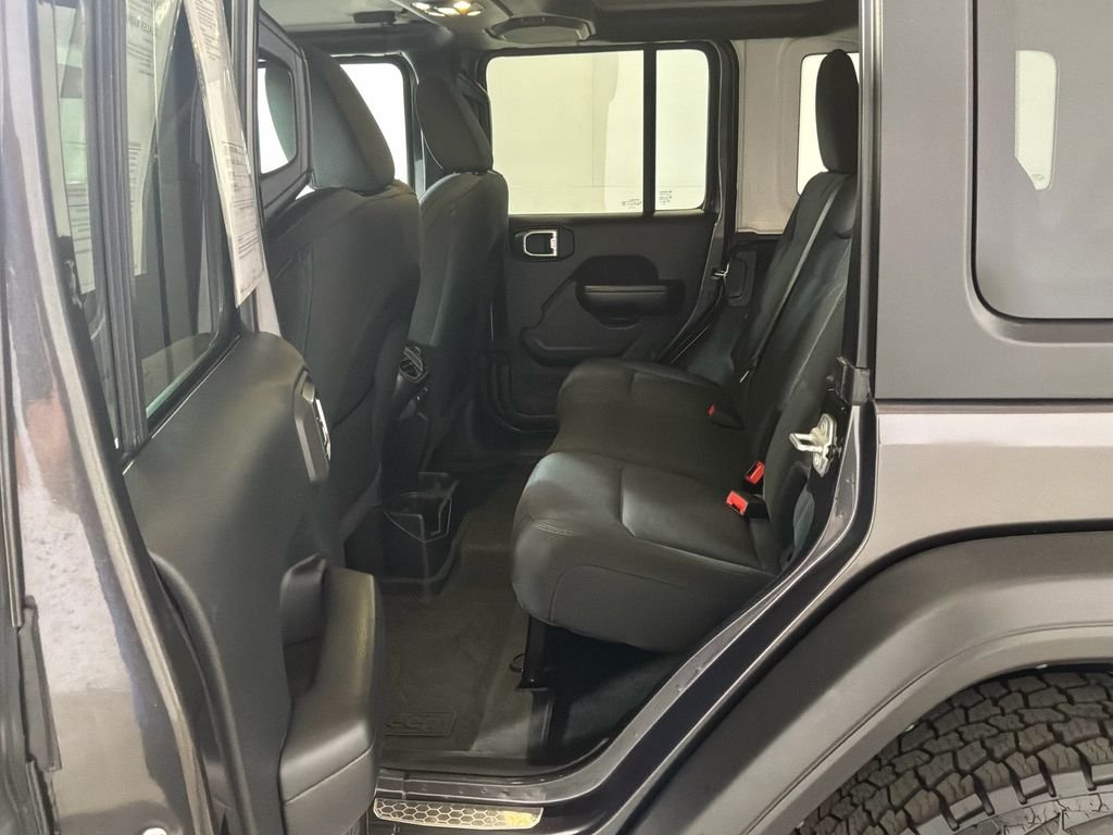 Used 2020 Gray Jeep Unlimited Sport S image 17