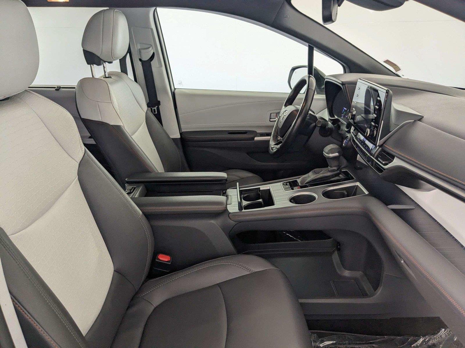Used 2021 Super White Toyota XSE image 29