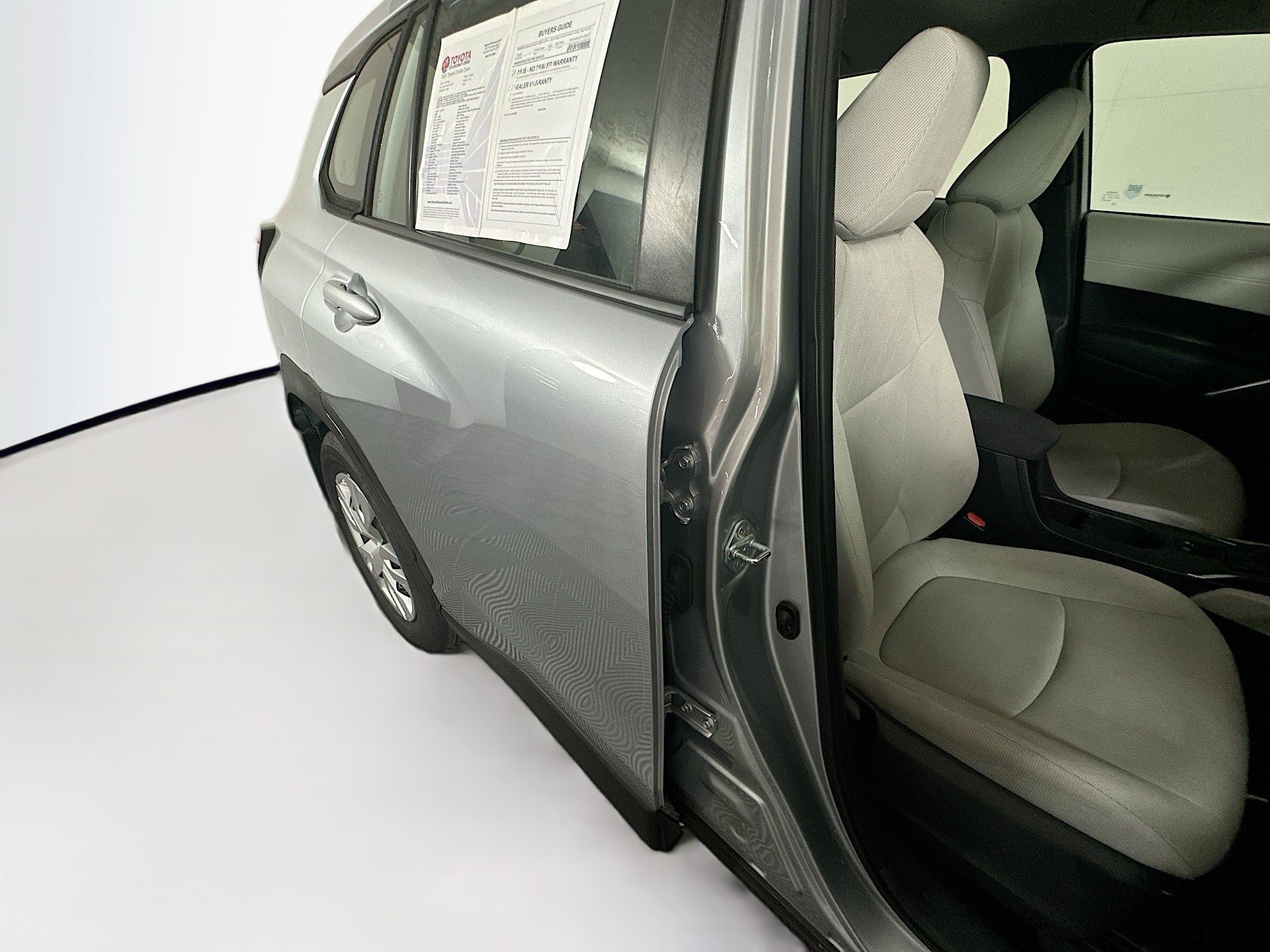 Used 2023 Silver Toyota L image 27