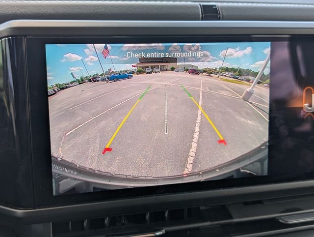 Used 2025 Gray Jeep Sahara 4xe image 17