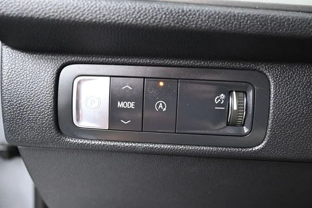 Used 2025 Gray Chevrolet LT image 34