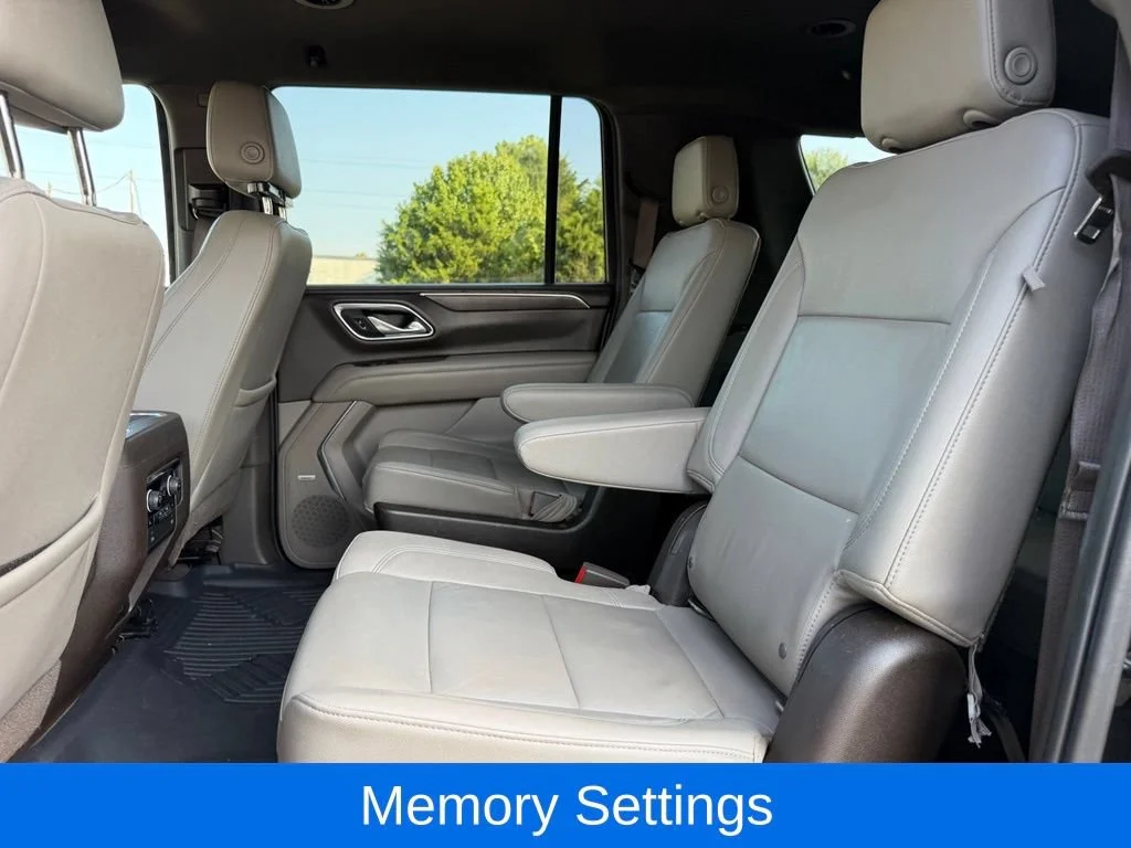 Used 2021 BLACK Chevrolet Z71 image 19