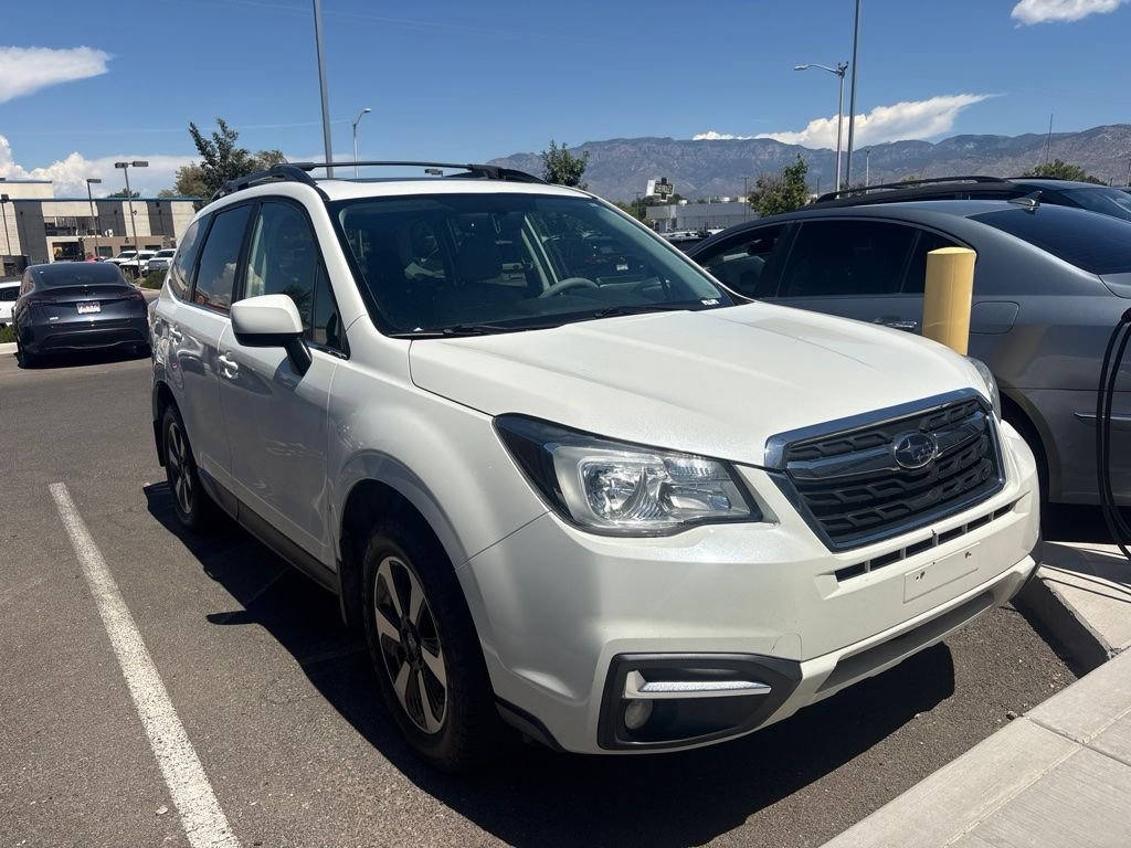 Used 2017 White Subaru 2.5i Limited image 1