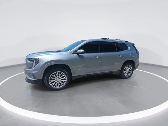 Used 2025 Silver GMC Denali image 4