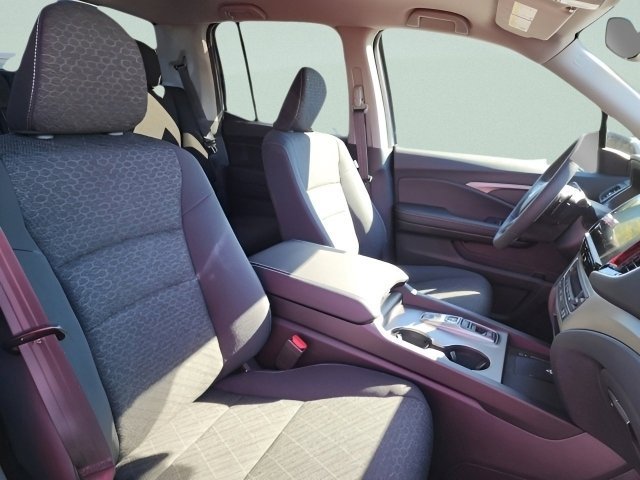 2026 Honda Ridgeline Sport - Photo 14