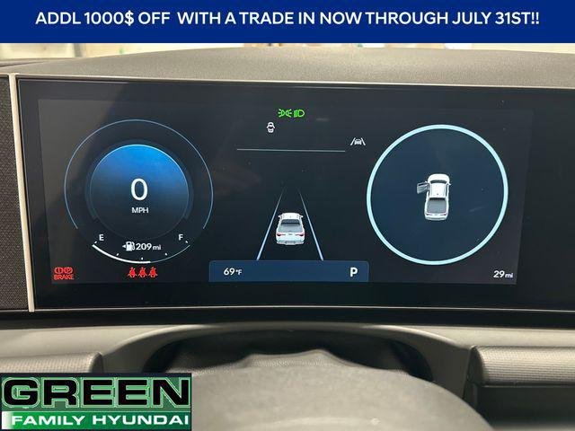 New 2026 White Hyundai SEL image 18