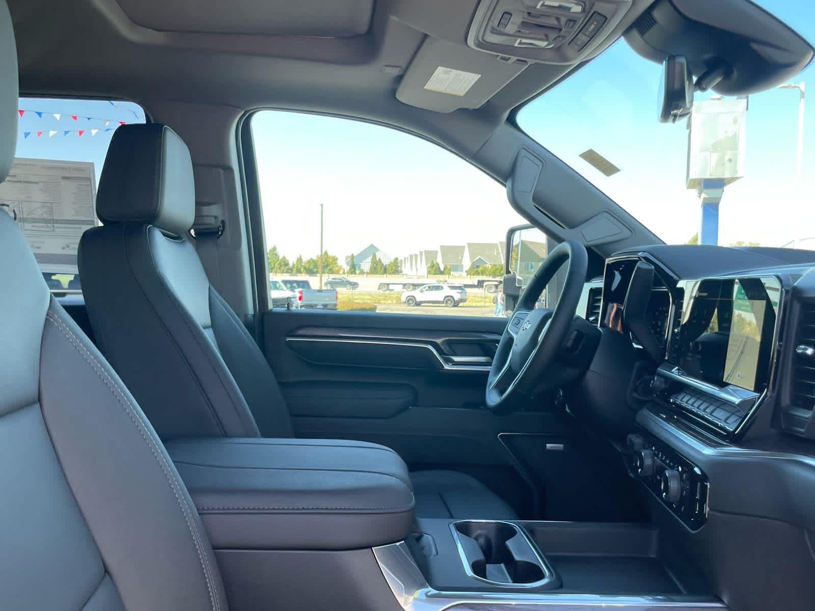 2026 Chevrolet Silverado 3500 HD LTZ - Photo 39