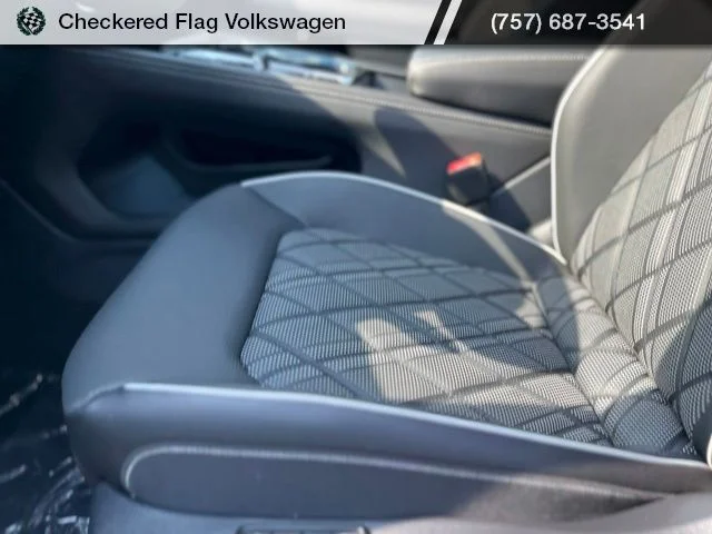 New 2026 White Volkswagen 2.0T SEL Premium R-Line image 22