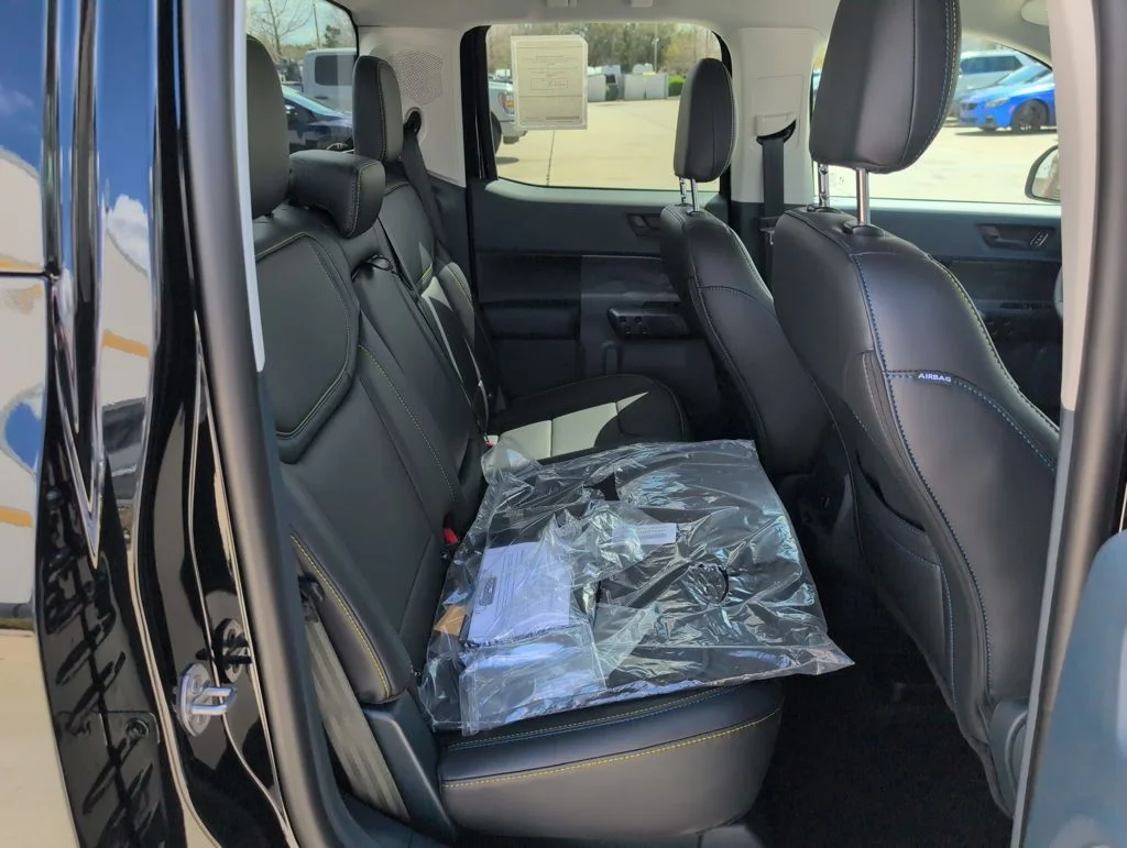 New 2026 Black Ford Lobo Standard image 16