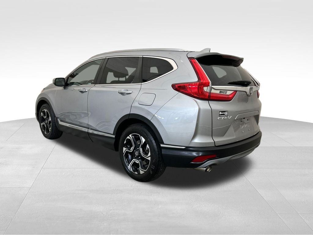 Used 2018 Silver Honda Touring image 3