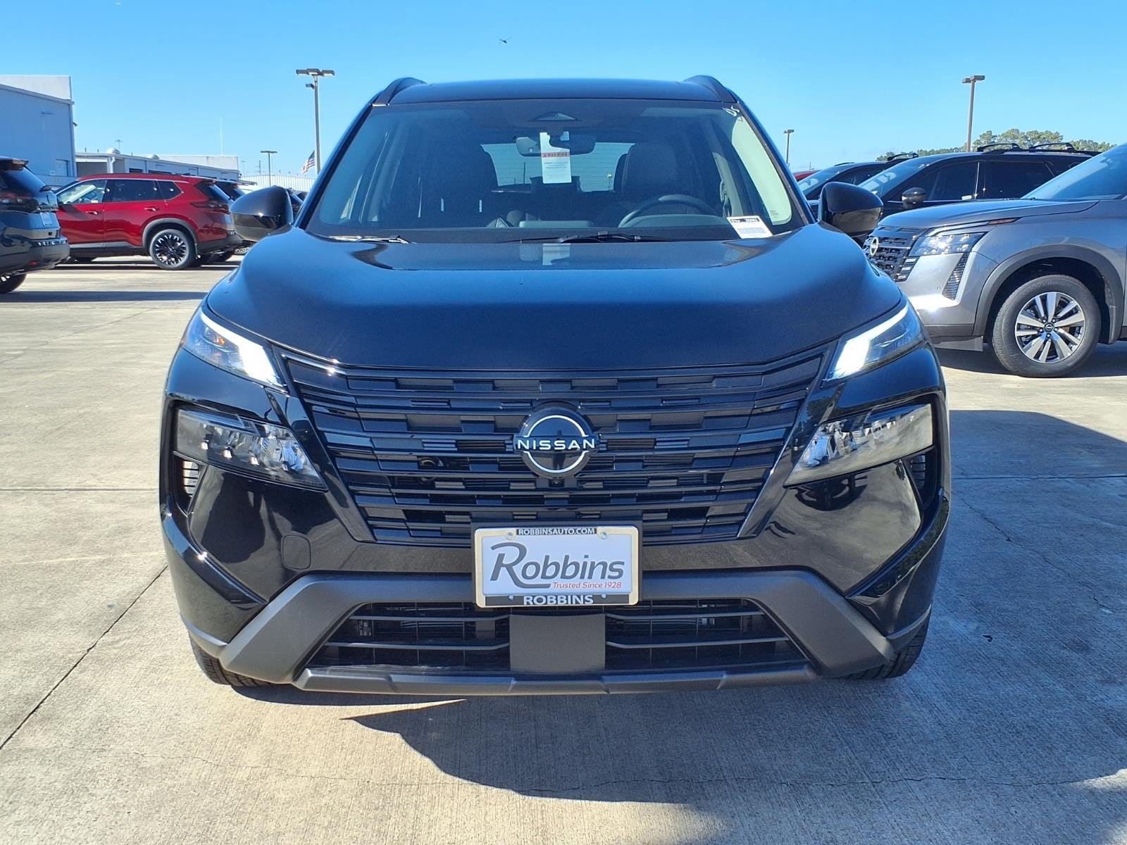 2026 Nissan Rogue photo 9 of 26