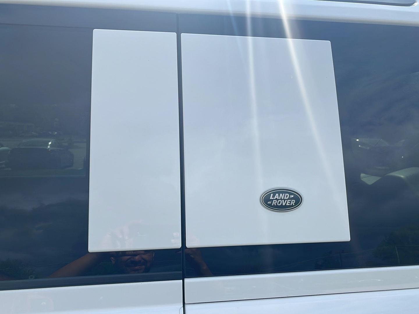 Used 2024 Fuji White Land Rover X-Dynamic SE image 19