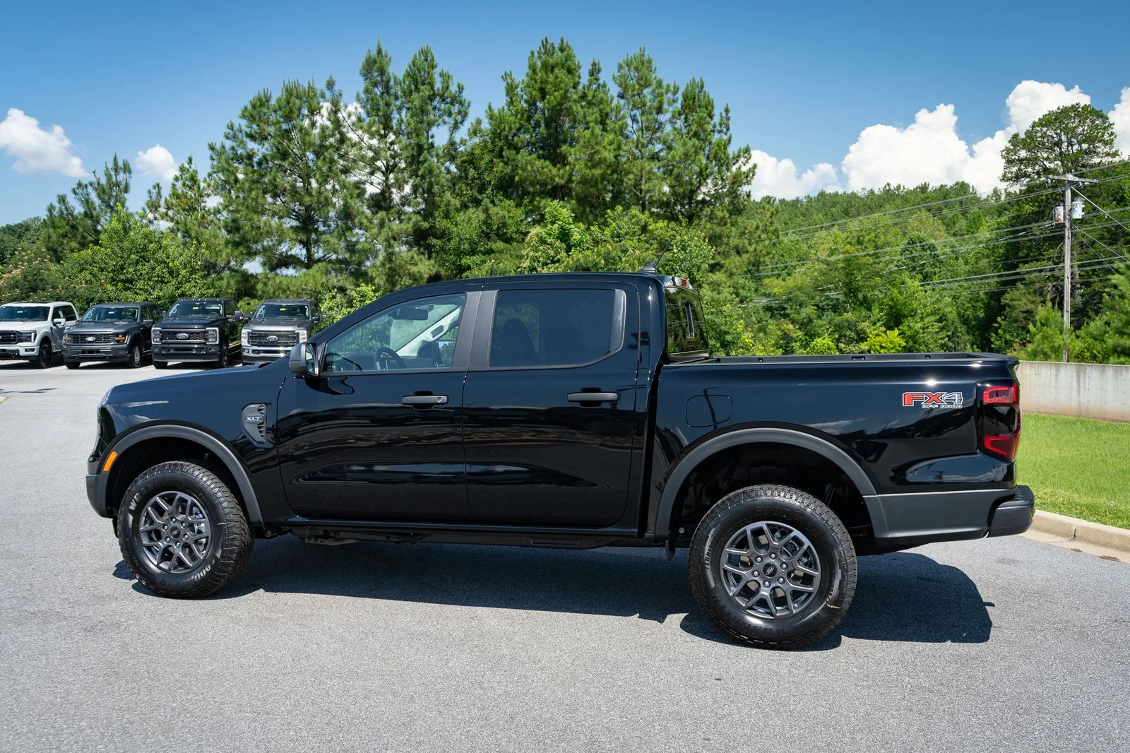 New 2026 Shadow Black Ford XLT image 7