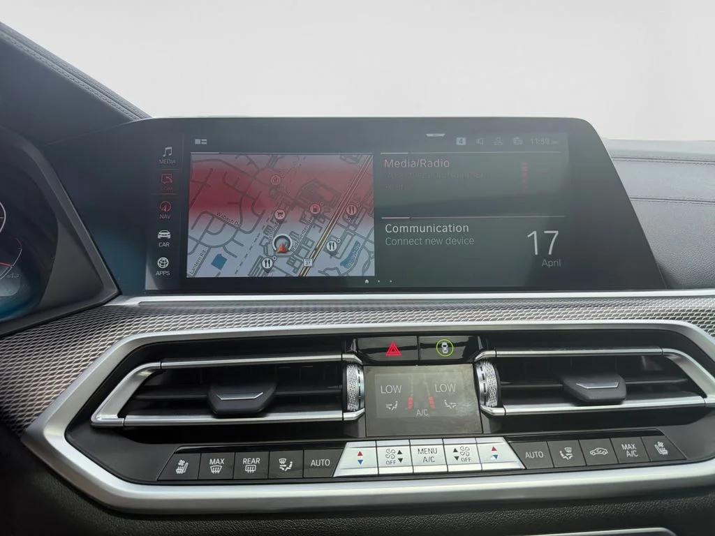 2022 BMW X5 M50i - Photo 21