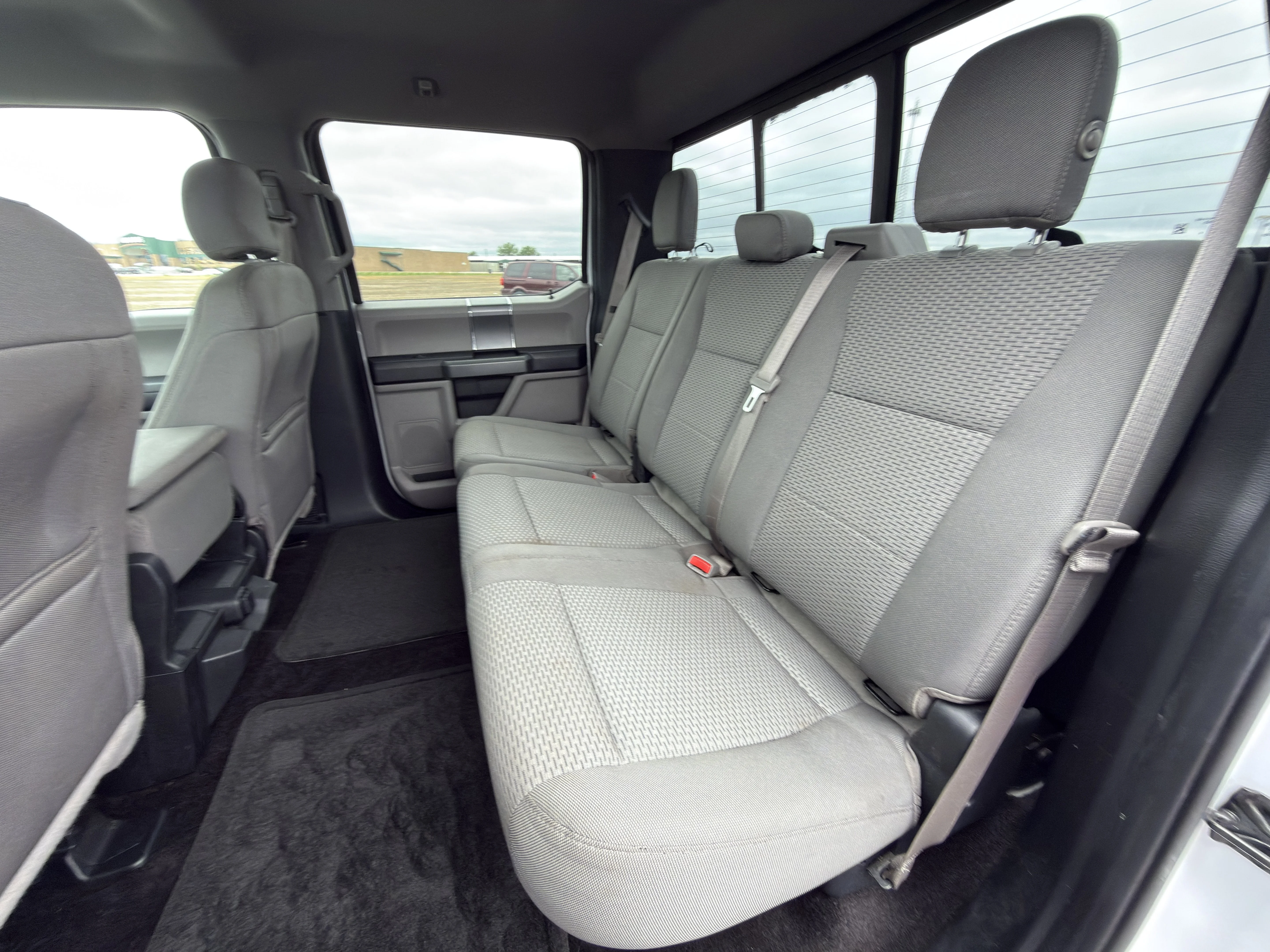 Used 2016  Ford XLT image 15