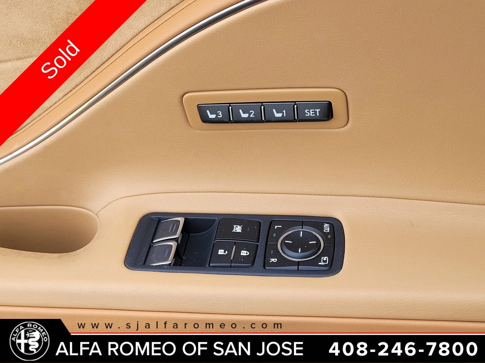 Used 2019 White Lexus 500h image 12