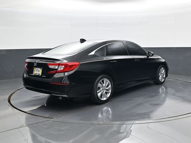 Used 2018  Honda LX image 5