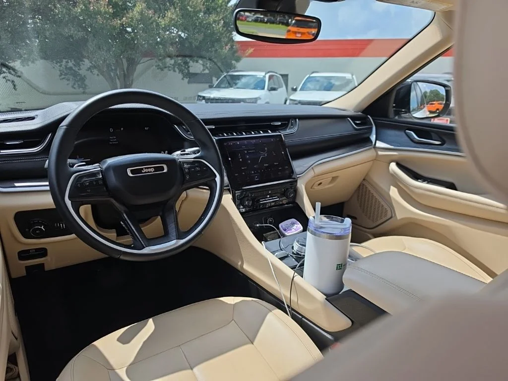 Used 2021 White Jeep Limited image 23