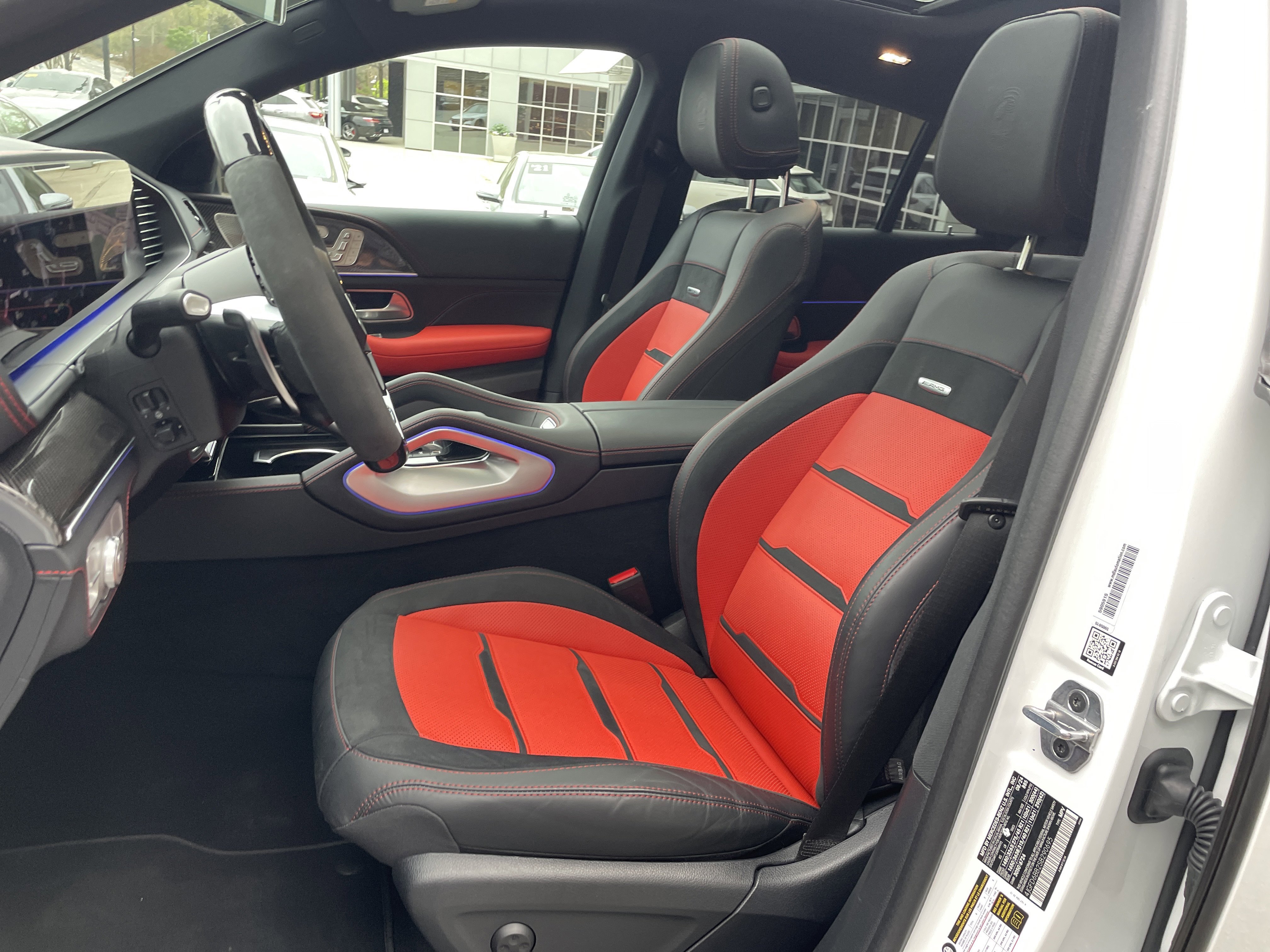Certified Used 2025 MANUFAKTUR Moonlight White Metallic Mercedes-Benz AMG® GLE 53 4MATIC®+ Coupe image 21