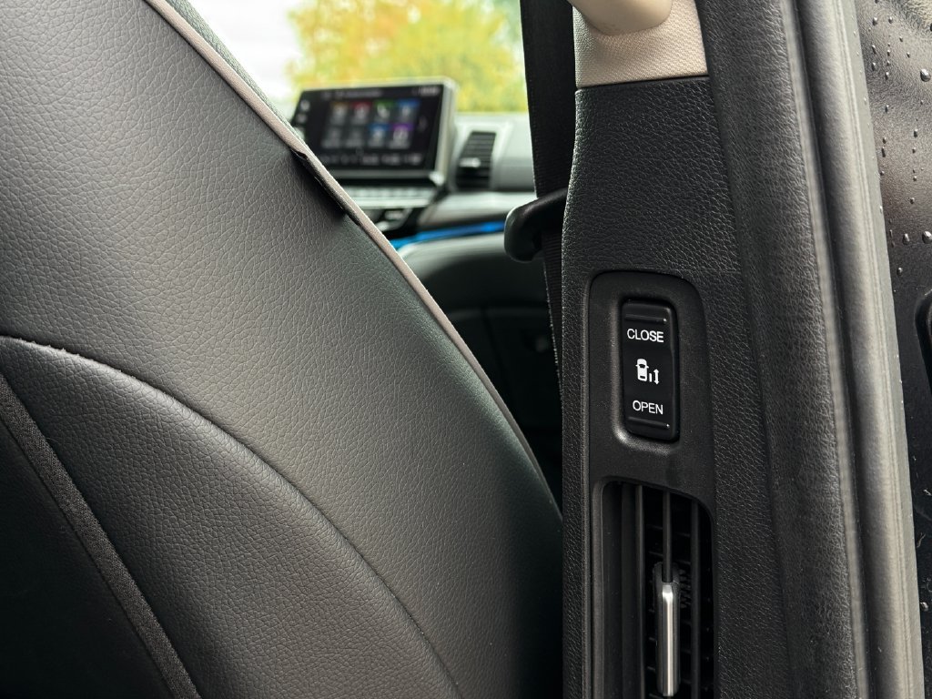 2025 Honda Odyssey Elite - Photo 31