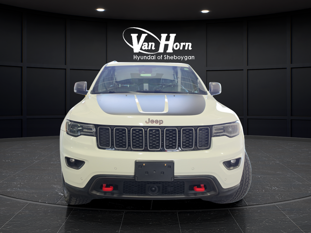 Used 2018 Bright White Clearcoat Jeep Trailhawk image 2