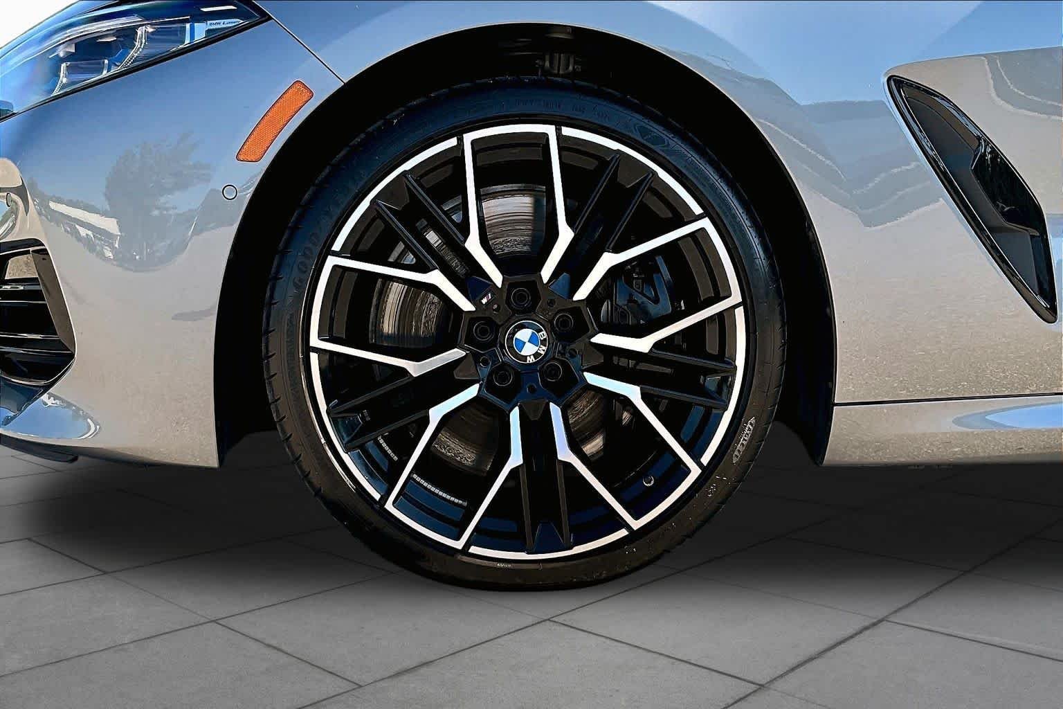 Used 2025 Skyscraper Grey Metallic BMW M850i xDrive image 10