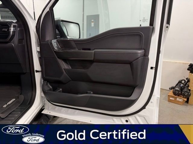 Certified Used 2023 Oxford White Ford XLT image 28