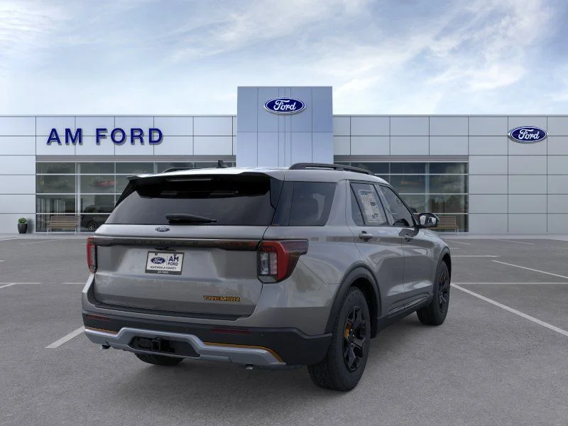 New 2026 Carbonized Gray Metallic Ford Tremor® image 8