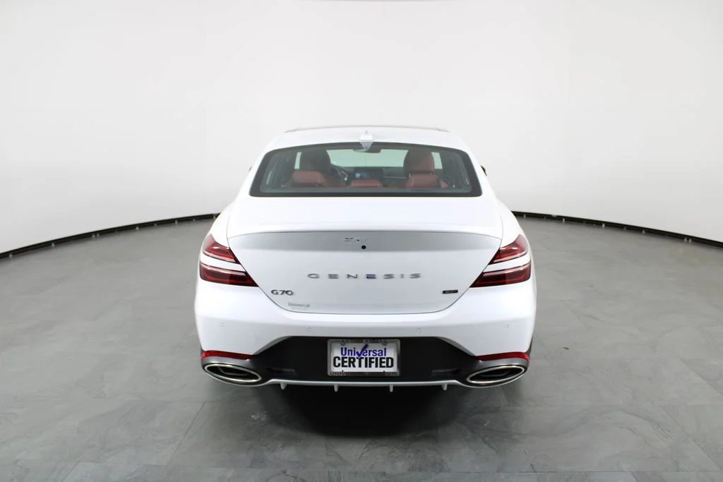 Used 2026 White Genesis 3.3T Sport Prestige image 9