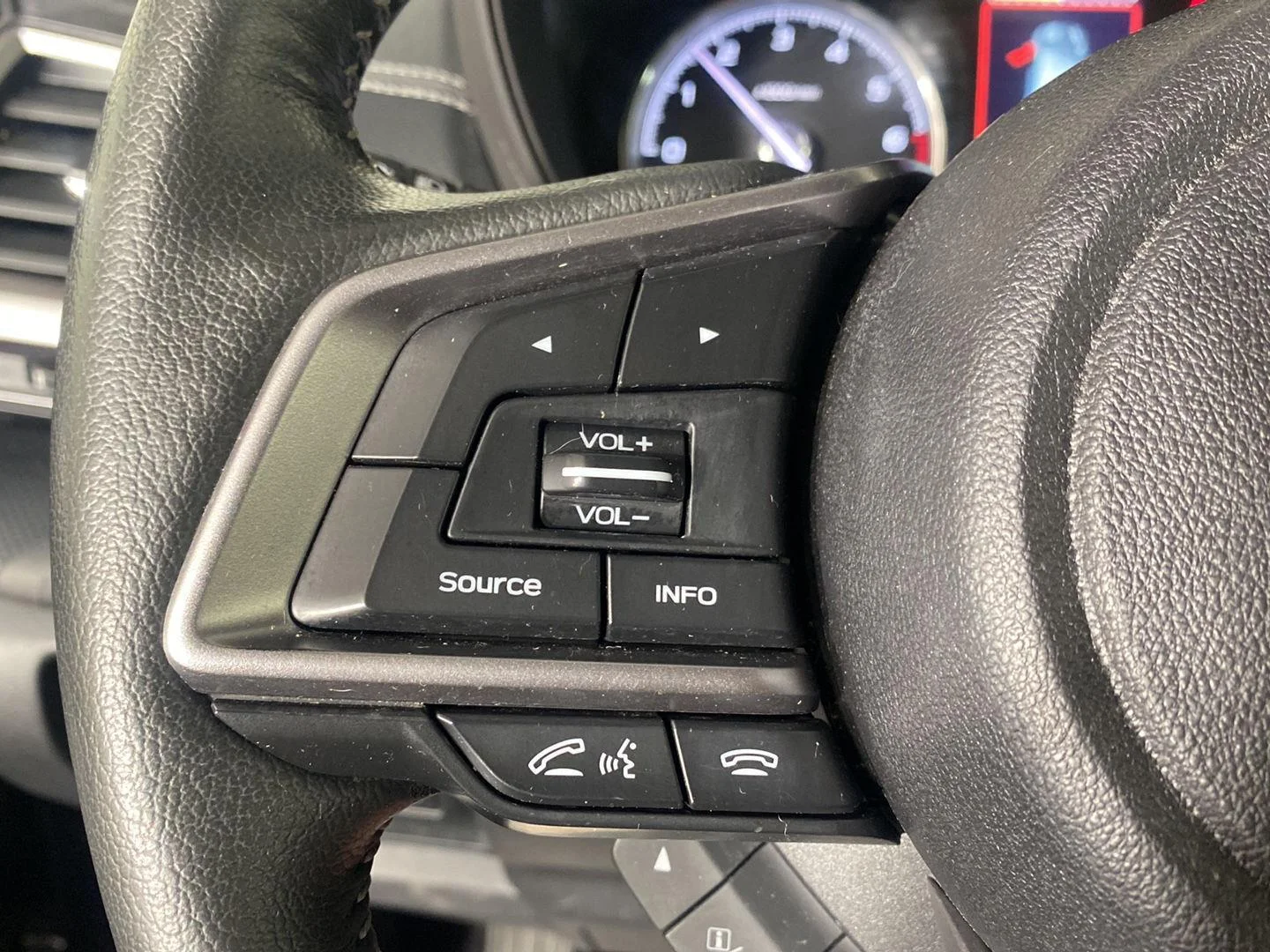 Used 2023 Crystal Black Silica Subaru Touring image 25