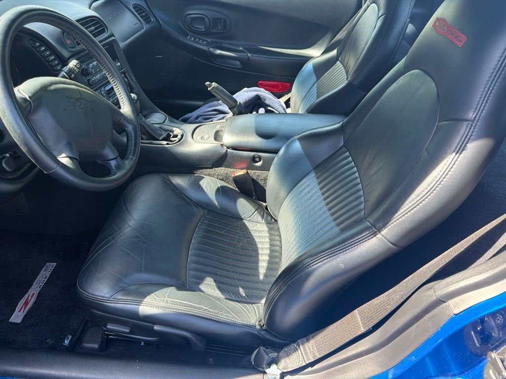 Used 2002 Electron Blue Metallic Chevrolet Z06 image 20