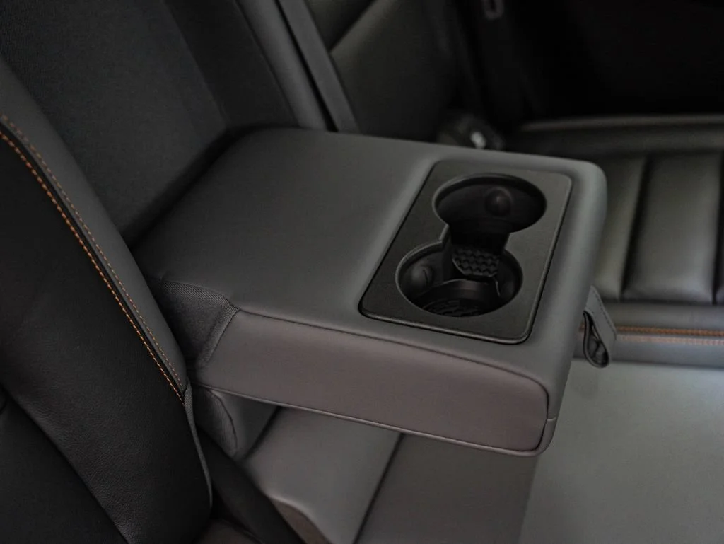 Used 2025 Snowfall Pearl Honda Touring image 44