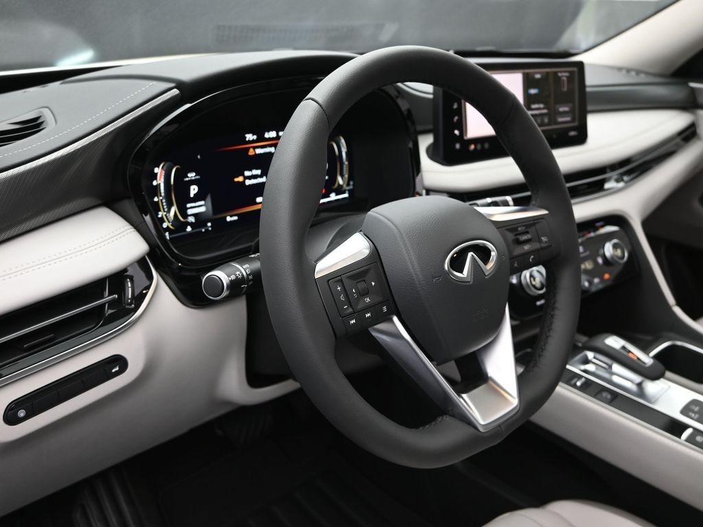 Certified Used 2026 White INFINITI PURE image 12