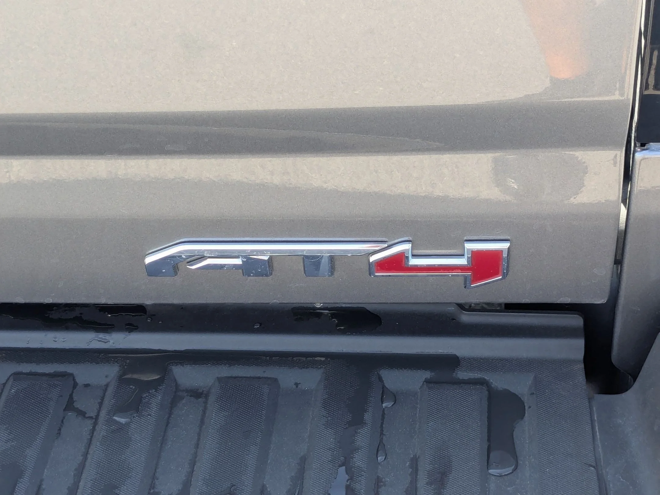 Used 2021 Satin Steel Metallic GMC 4WD AT4 w/Leather image 14