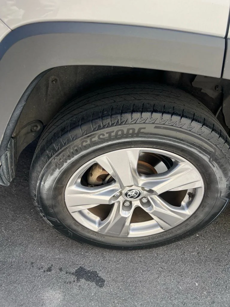 Used 2023 Silver Toyota XLE image 7