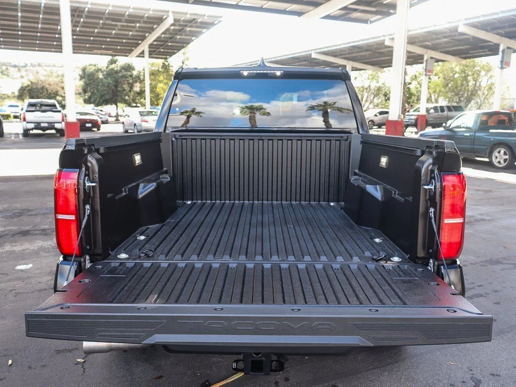 2026 Toyota Tacoma SR5 - Photo 26