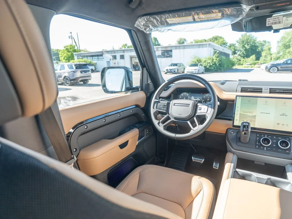 New 2026 Black Land Rover V8 image 17