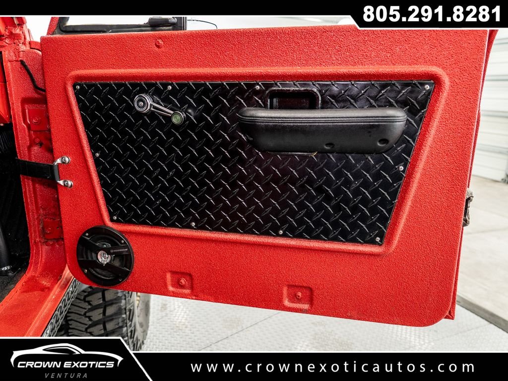 Used 1972  Ford 2dr Convertible image 20