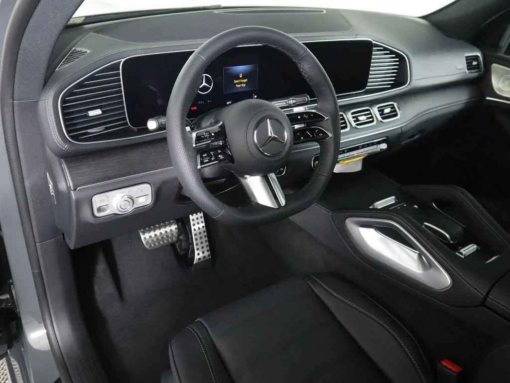 2026 Mercedes-Benz GLS Base - Photo 9