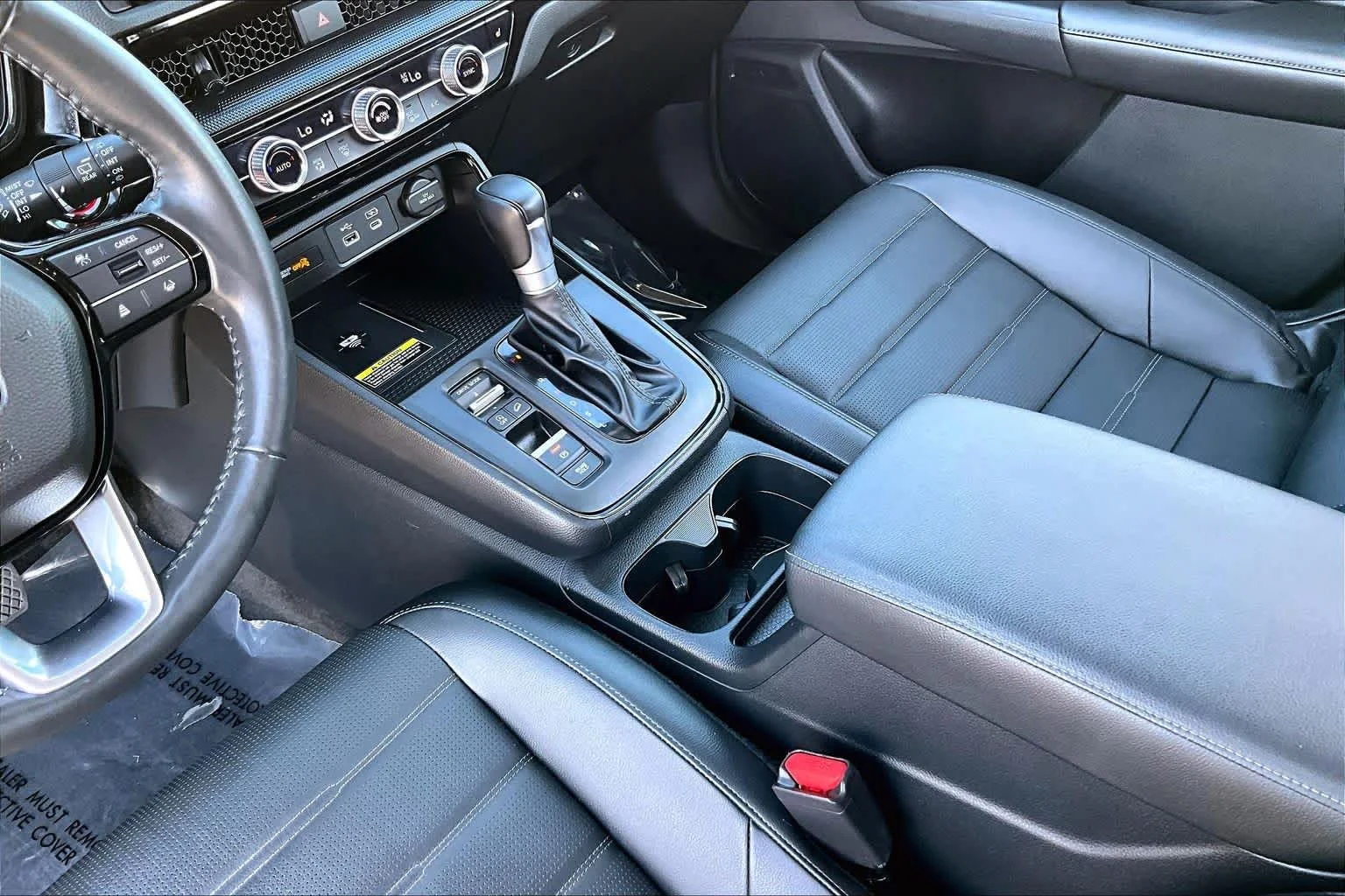Used 2024 Lunar Silver Metallic Honda EX-L image 17
