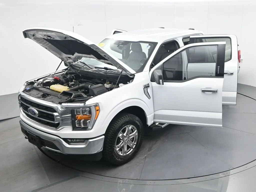 Used 2022 White Ford XLT image 40