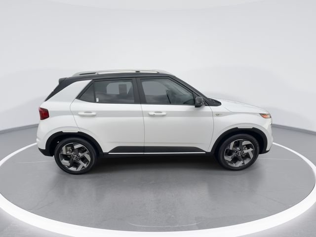 Used 2023 White Hyundai Limited image 9