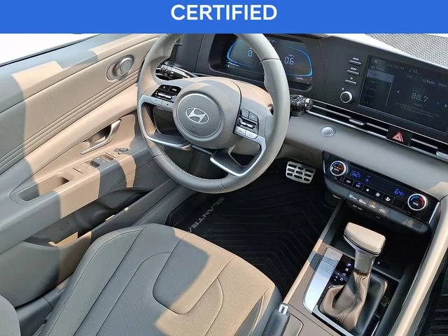 Used 2025 Gray Hyundai SEL Sport image 14