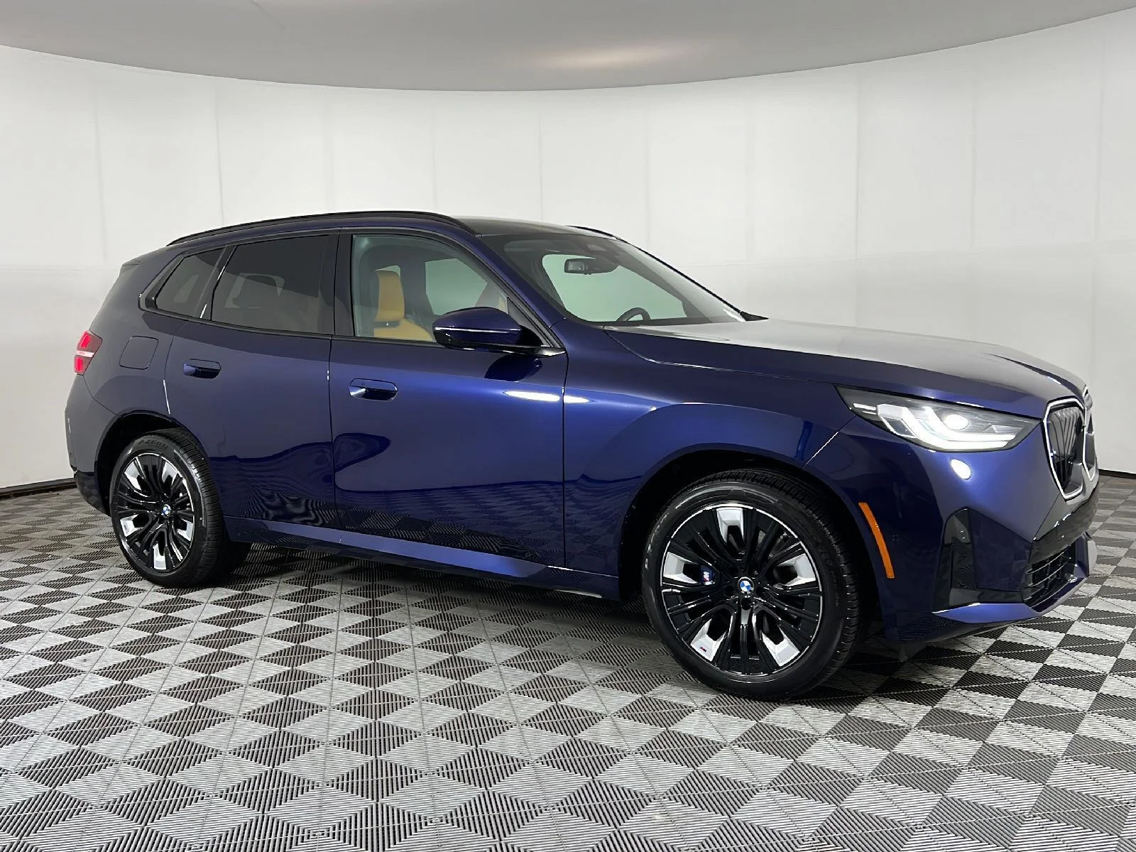 Used 2026 Tanzanite Blue II Metallic BMW 30 xDrive image 3
