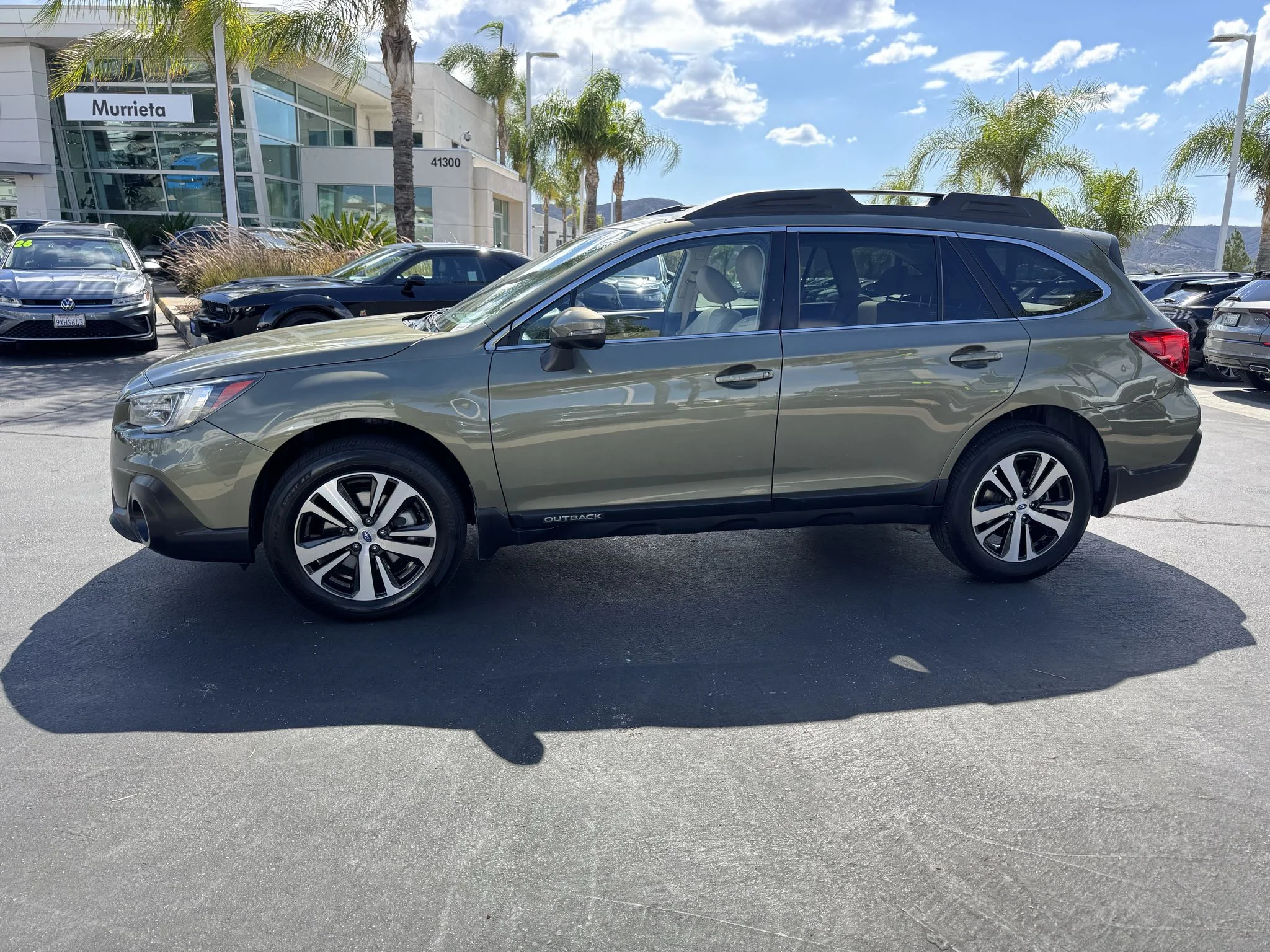 Used 2018 Wilderness Green Metallic Subaru Limited image 5