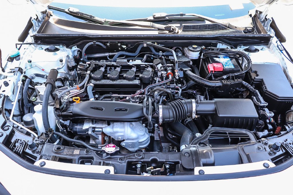 Used 2024 White Honda Touring image 26