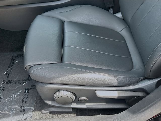 Used 2022 Black Mercedes-Benz CLA 250 image 16